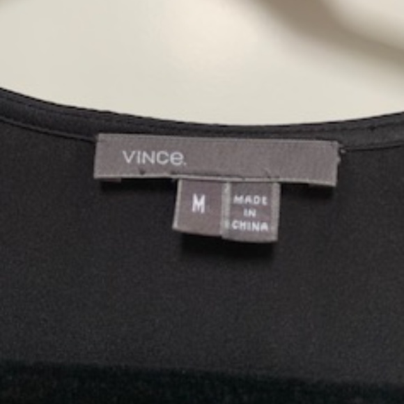 Vince silk scoop neck pullover  blouse - Picture 2 of 4